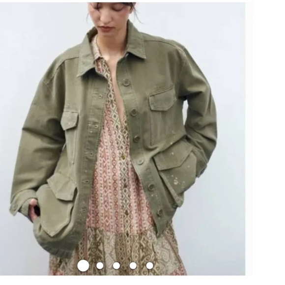 Zara Multi Pocket Jacket Small 
Khaki Military
95.0
Size: S | Zara
Worn once - Picture 11 of 12